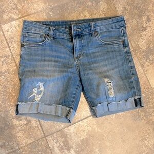 Mid Rise Jean shorts